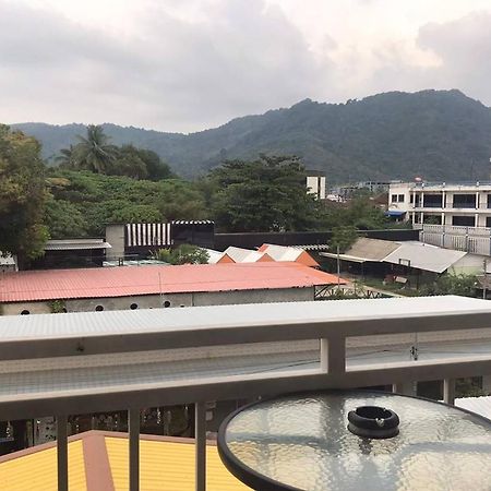 Praew Mansion Hotel Kamala Beach Buitenkant foto
